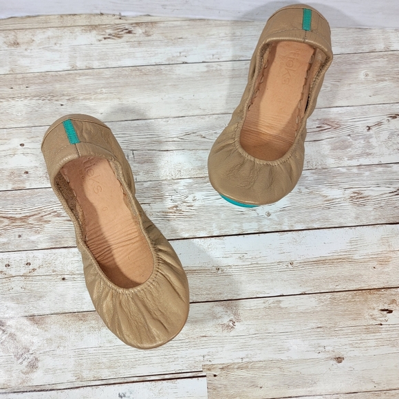 Tieks Foldable Leather Travel Flats In Metallic Gold US W 6 - Picture 6 of 8
